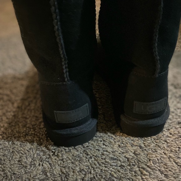 Ugg boots - Picture 2 of 3